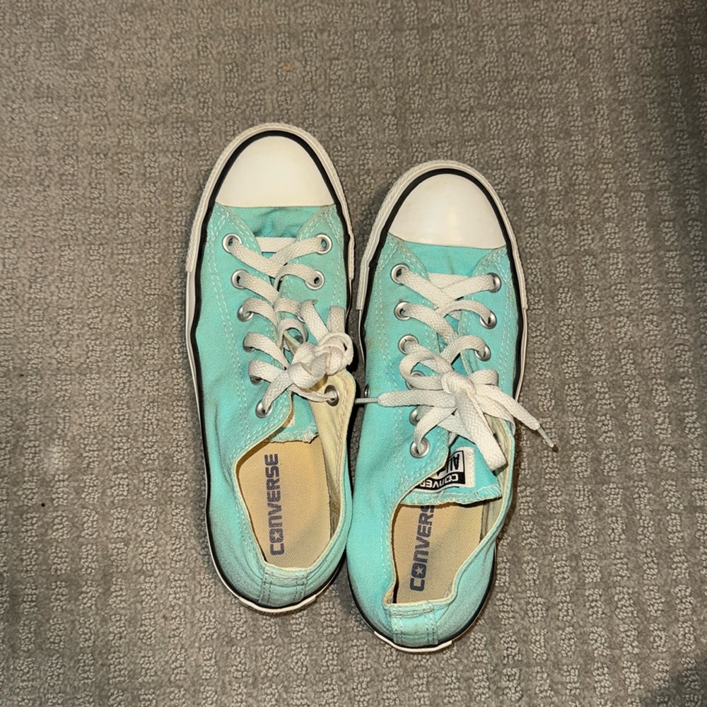 Converse Low Tops